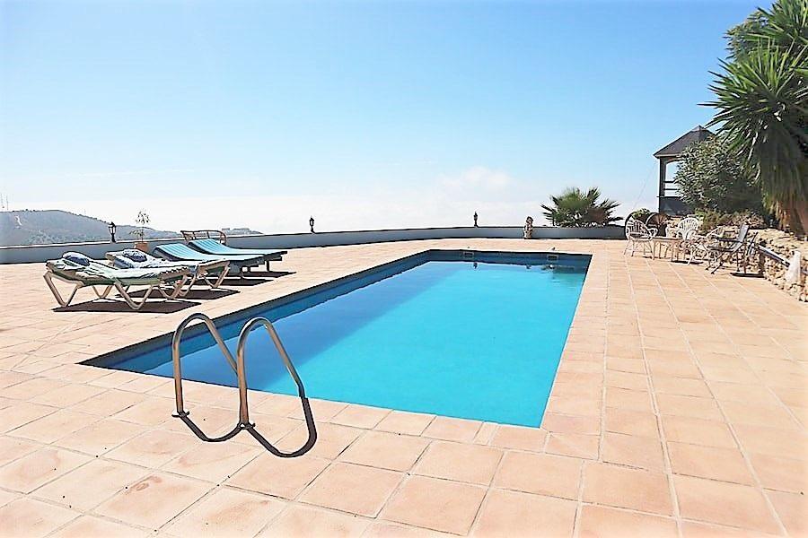 Villa for sale in Torrox