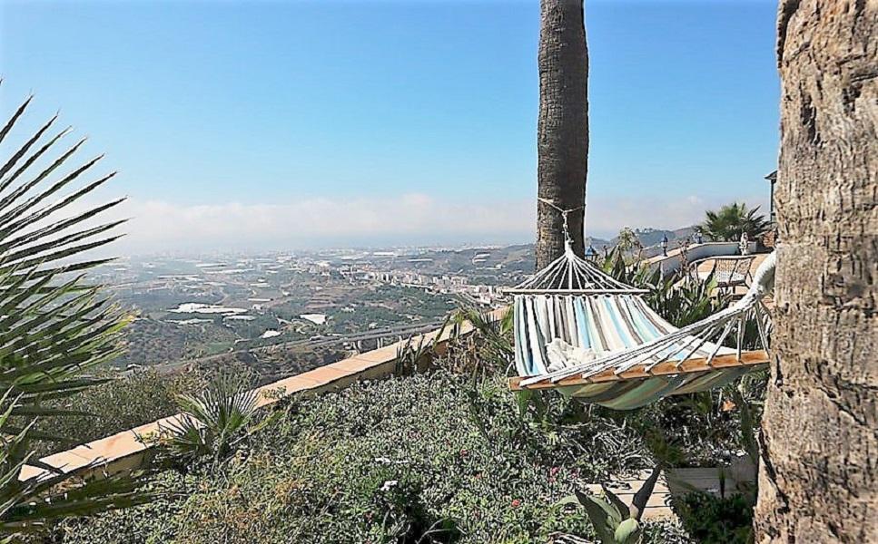 Villa for sale in Torrox