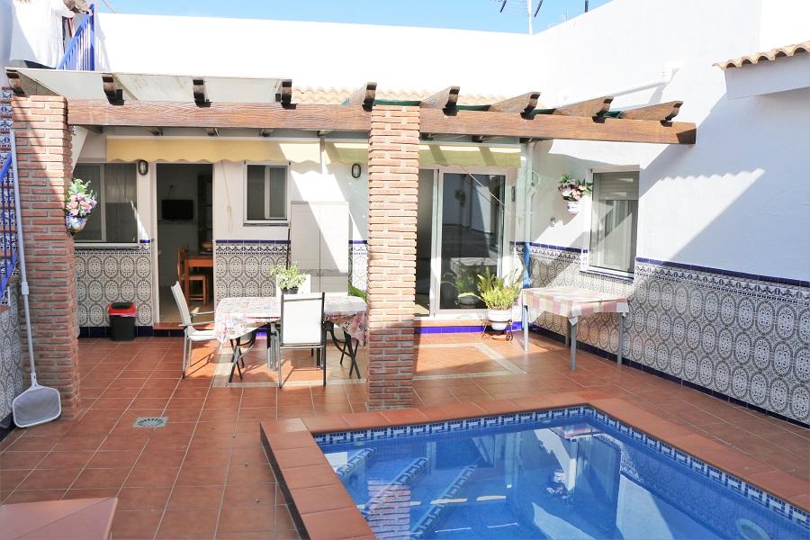 Maison en vente à Maro (Nerja)