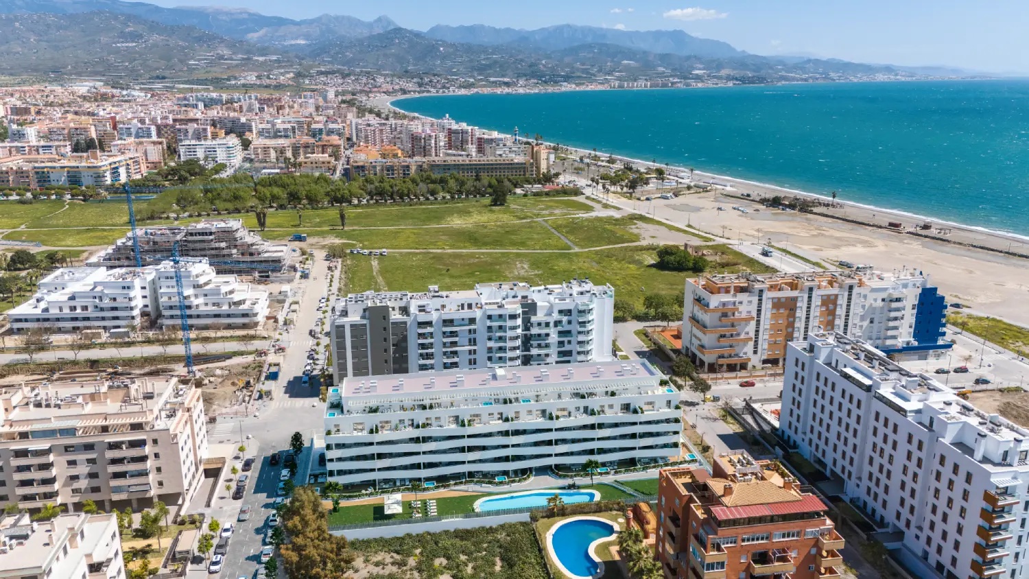 Nybygde leiligheter 300 meter til stranden i Torre del Mar