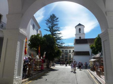 Apartment for rent in the centre of Nerja, 100 metres from the Balcon de Europa.