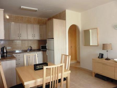 Apartamento de 1 dormitorio con vistas al mar en Capistrano Playa Nerja