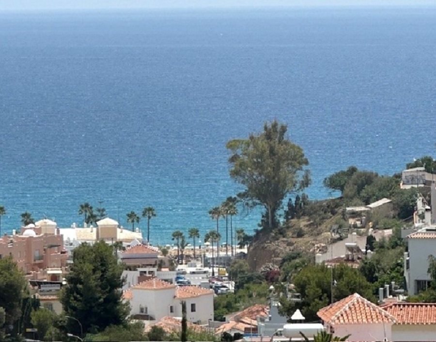 Bellissimo appartamento attraente nella zona del Parador con vista mozzafiato sul mare e Nerja