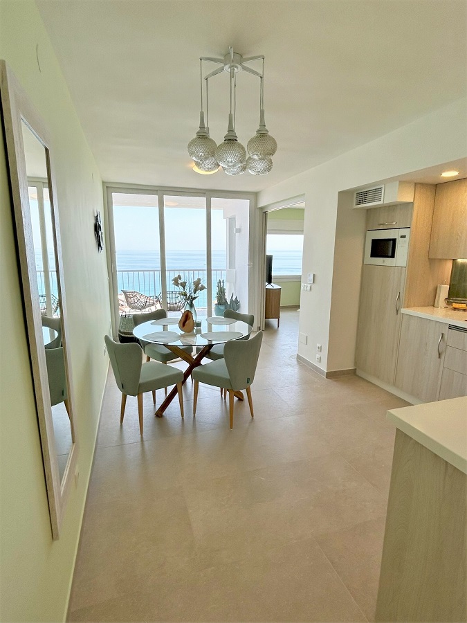 Beautiful completely renovated apartment with sea view and very attractively furnished.