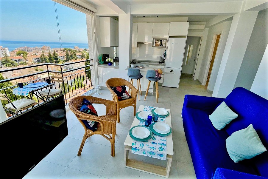 Geweldig appartement met een prachtig uitzicht op zee en op loopafstand van het Burriana-strand en het centrum van Nerja.