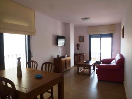 Apartamento de 2 dormitorios en pleno centro de Nerja