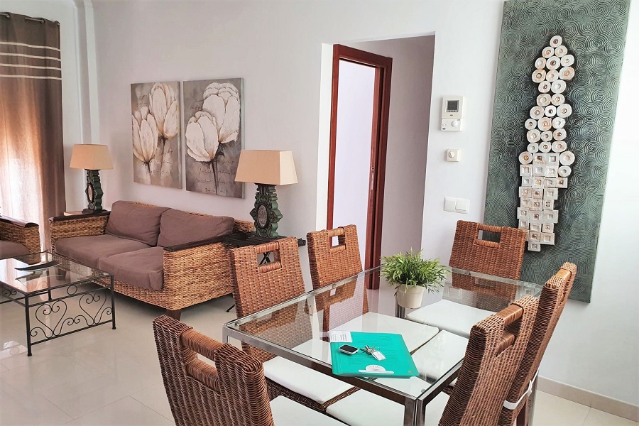 Precioso apartamento en el corazón de Nerja con piscina comunitaria y a poca distancia de la playa