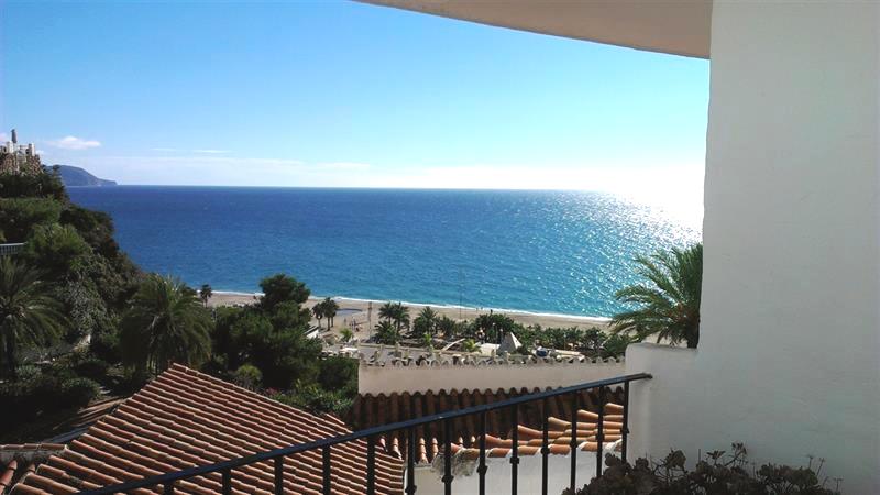 Geräumiges Apartment mit 2 Schlafzimmern, 2 Bädern und herrlichem Blick auf den Strand von Burriana.