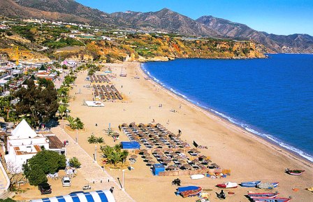 Appartamento con 2 camere da letto in prima linea sulla spiaggia di Burriana a Nerja