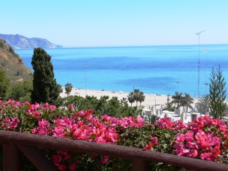 Bellissimo appartamento con vista mare e spiaggia di Burriana.