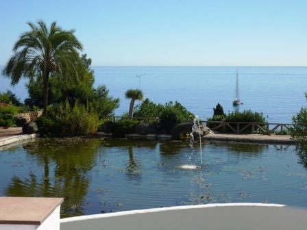 Appartement de 2 chambres avec vue sur la mer à Capistrano Playa à Nerja