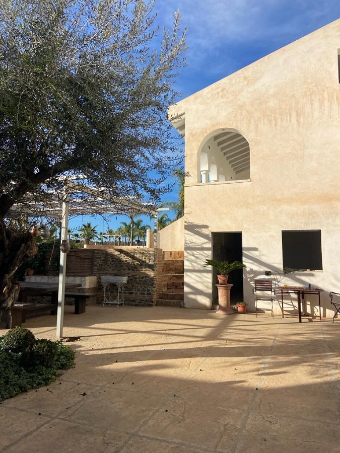 Projet à fort potentiel à quelques minutes de la plage de Caleta de Velez