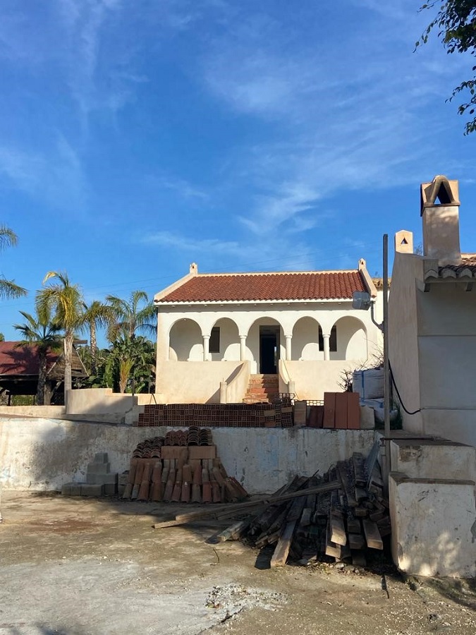 Projet à fort potentiel à quelques minutes de la plage de Caleta de Velez