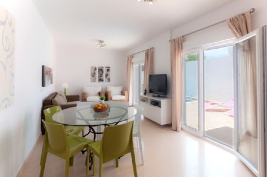 Villa with private pool within walking distance of the beach and the center of Nerja.