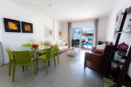 This villa is located 400 meters from the beach and 300 meters from the cozy center of Nerja.