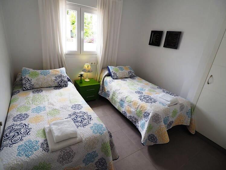 Chalet vacacional de 3 dormitorios y piscina privada en Nerja