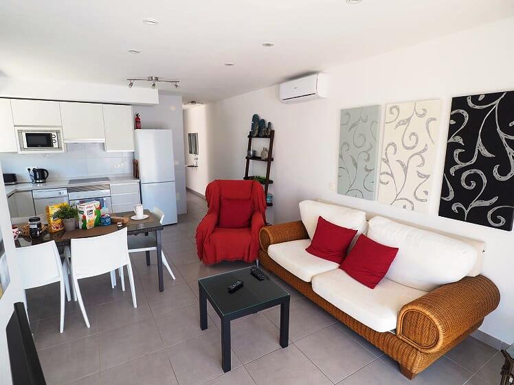 Semestervilla med 3 sovrum och privat pool i Nerja