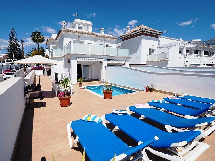 Villa de vacances avec 3 chambres et piscine privée à Nerja