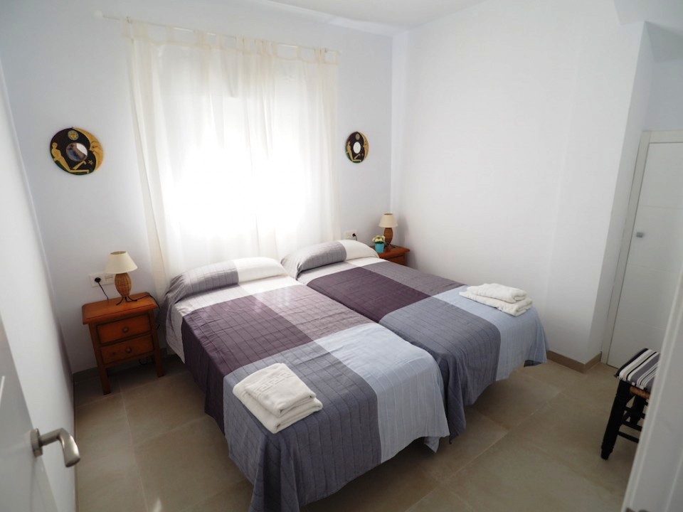 Ny 3 roms villa med privat basseng ideell beliggenhet i Nerja