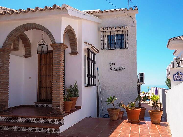 Villa de vacances avec vue sur la mer, piscine et 3 chambres à Nerja