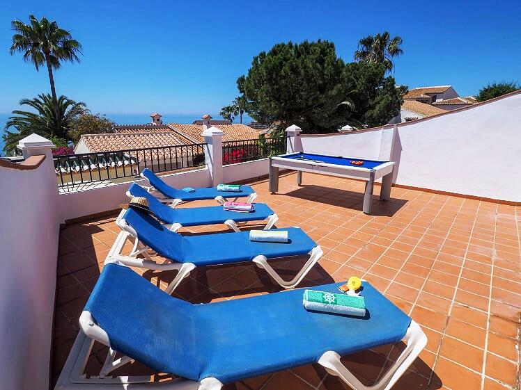 Villa de vacances avec vue sur la mer, piscine et 3 chambres à Nerja