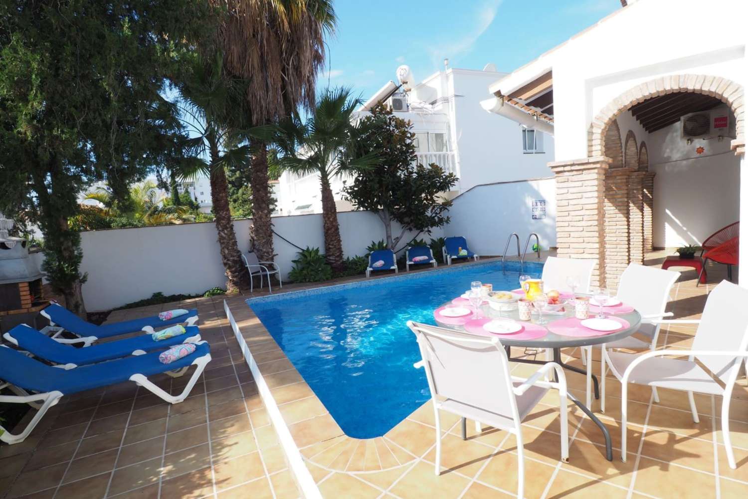 Villa med privat pool i Parador område i Nerja