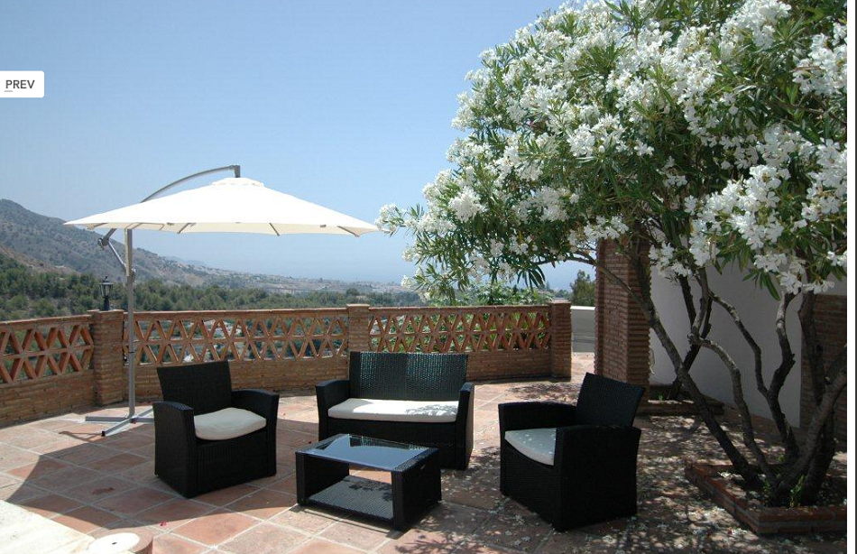 Spacious villa with large garden and swimming pool between Nerja and Frigiliana