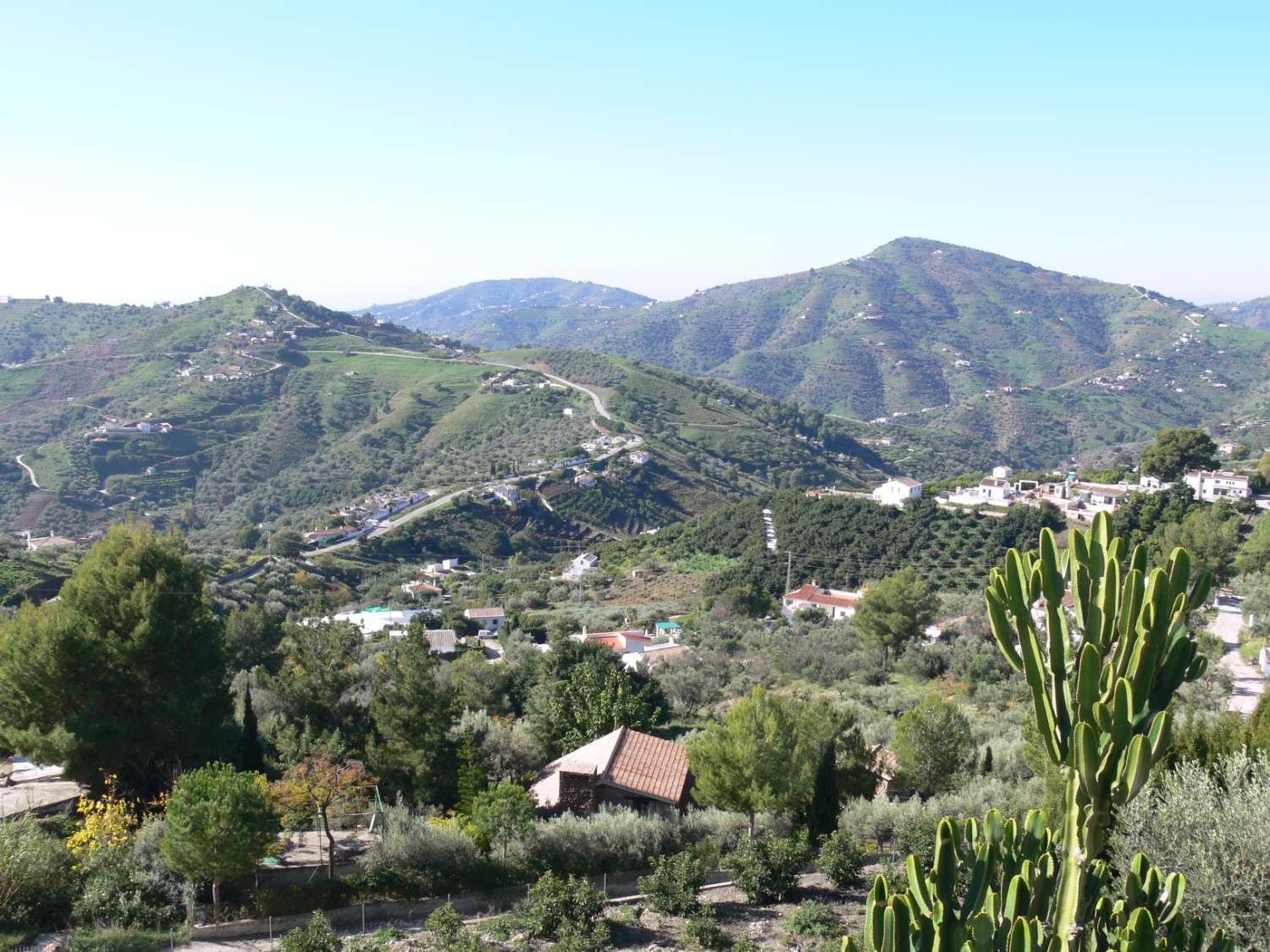 Beautiful spacious Cortijo with beautiful garden and private pool in the area of Frigiliana, Southern Spain