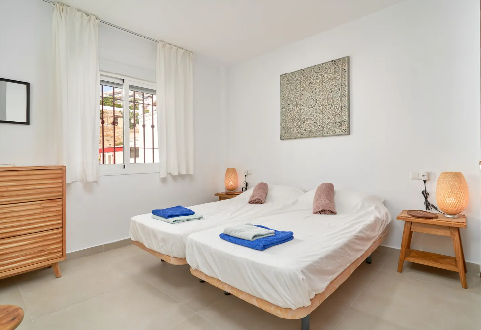 Fantastique appartement 1 chambre à deux pas de la célèbre plage de Burriana à Nerja !