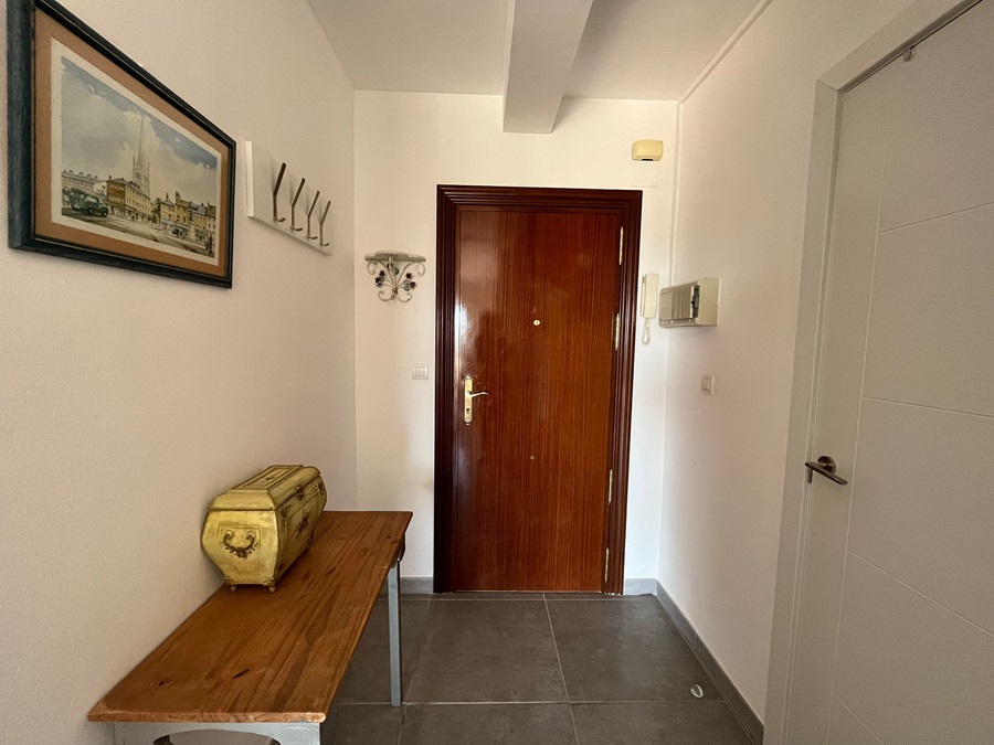 Appartement moderne entièrement rénové à 5 minutes à pied de la plage de Burriana et du centre de Nerja