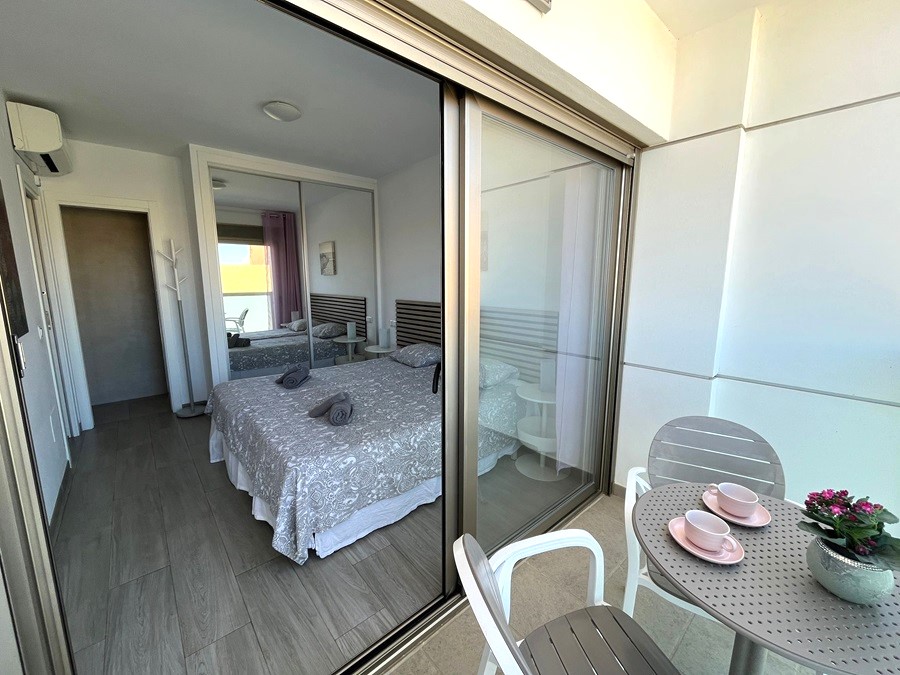 Exklusiv in Villandalux, Penthouse im Zentrum von Nerja mit schönem Meerblick und Whirlpool