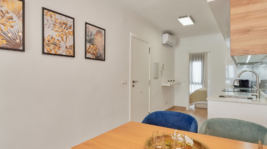 Deux appartements indépendants rénovés dans une maison de ville dans le centre de Nerja