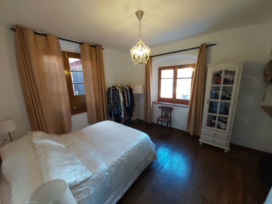 Característica especial casa unifamiliar en Nerja con 4 amplios dormitorios, 3 baños y piscina privada.