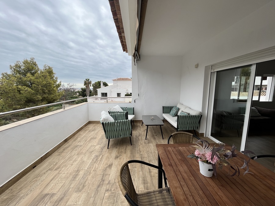 Villa moderne avec piscine privée dans la région de La Exotica, à 2 km de la plage et du centre de Nerja