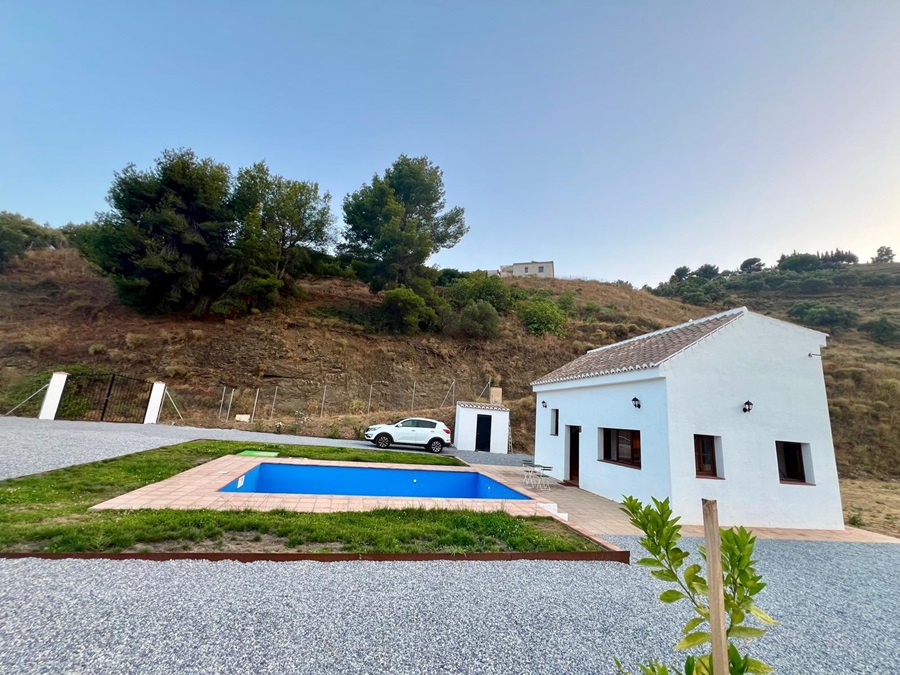 Charmerende renoveret landsted med privat pool i Frigiliana