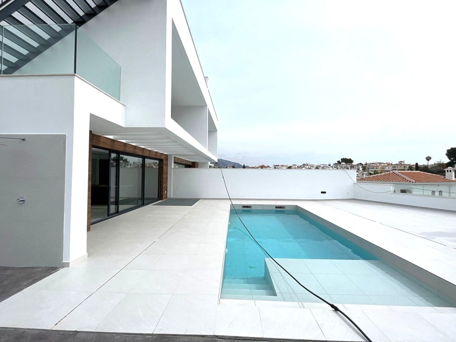 Preciosas villas con altas calidades, piscina privada y vistas al mar